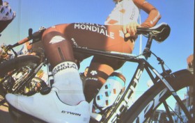Peraud avec ses chaussures routes Btwin 700